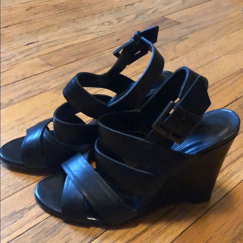 Gorgeous strappy black wedges